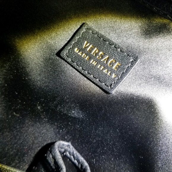 Versage Large Quilted Shoulder Bag - Picture 2 of 16